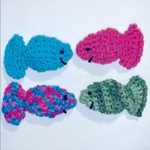Hand Crafted Other - Hand Crafted Crochet Organic Catnip Yarn Colorful Fish Cat Toys Lot of 4 Toys